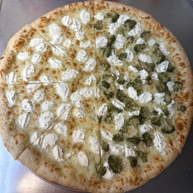 Delicious White Pizza Options